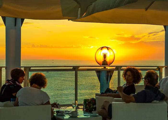 Hotel Gran Vista Plava Laguna 3*