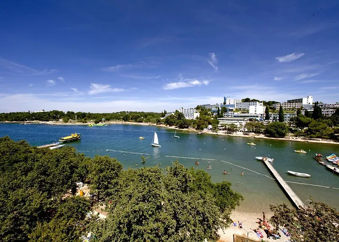 Gran Vista Plava Laguna מלון