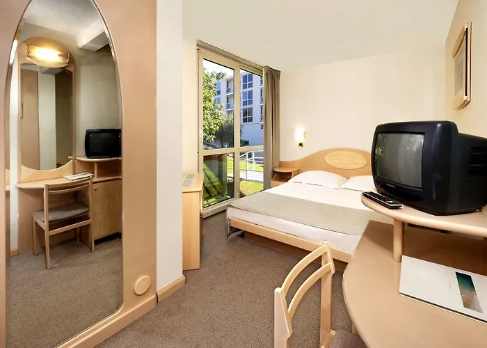 Gran Vista Plava Laguna Hotel 3*