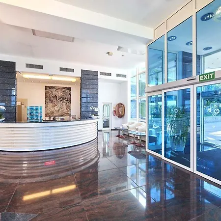 Gran Vista Plava Laguna 酒店